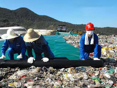 環(huán)衛(wèi)環(huán)保專(zhuān)用復(fù)合土工膜